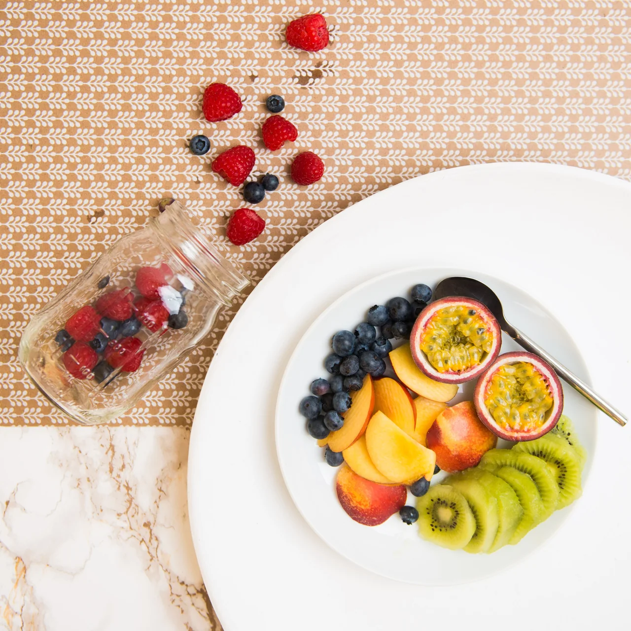 Frühstück mit frischem Obst als Food-Content für das GERBER.