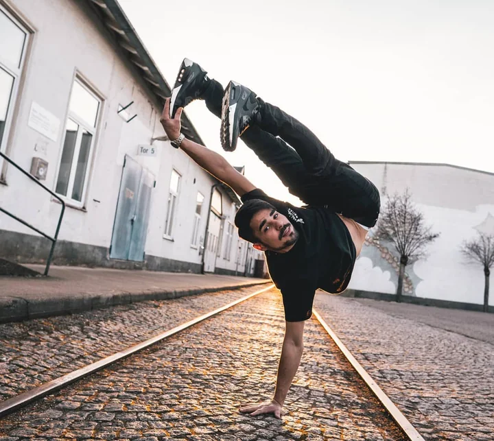Creator beim Breakdance in einer Göppinger Bahnunterführung