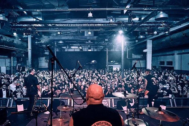 0711_Live-Communication_Thumbnail